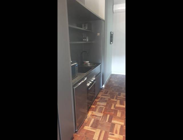 1 BEDROOM PROPERTY TO RENT IN FORESHORE